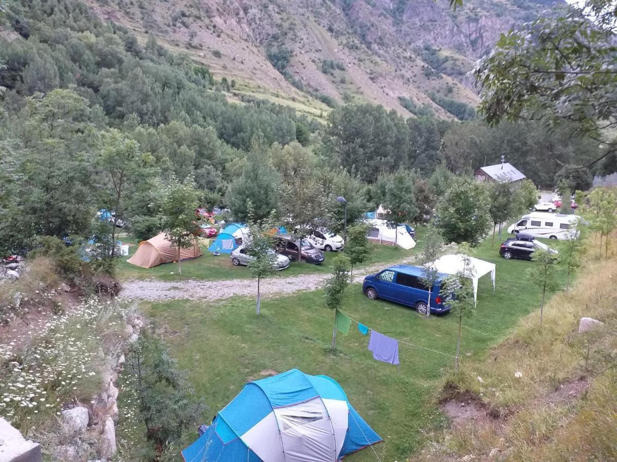 Hotel Camping Riu Gelat Espot Exterior foto