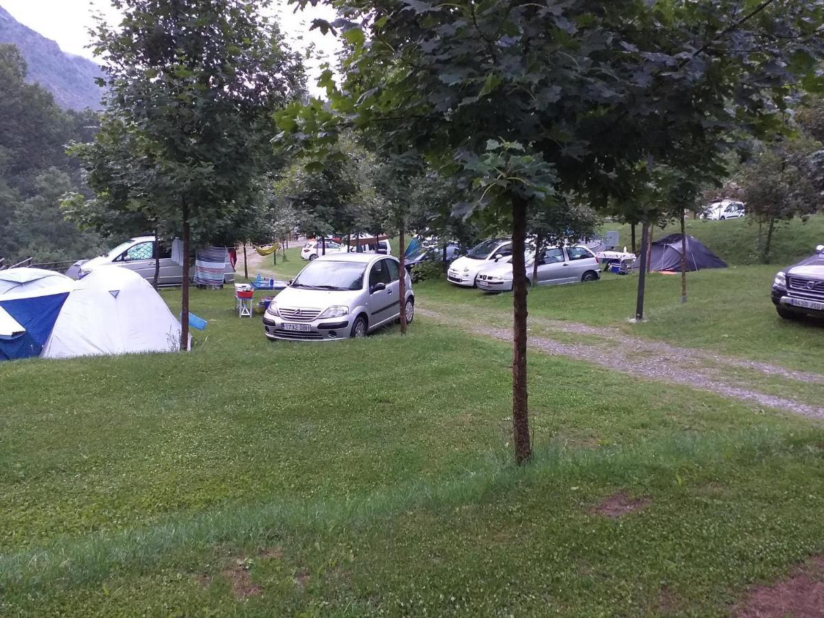 Hotel Camping Riu Gelat Espot Exterior foto