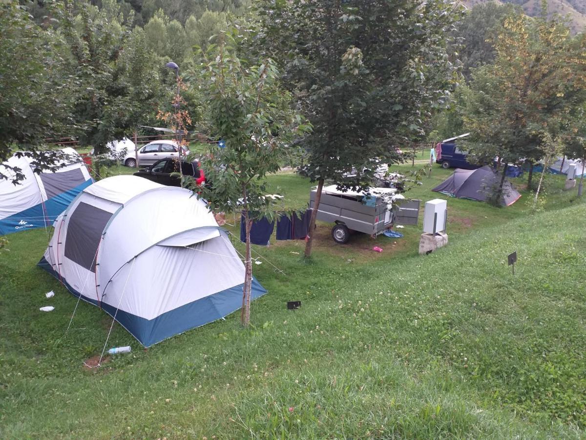 Hotel Camping Riu Gelat Espot Exterior foto